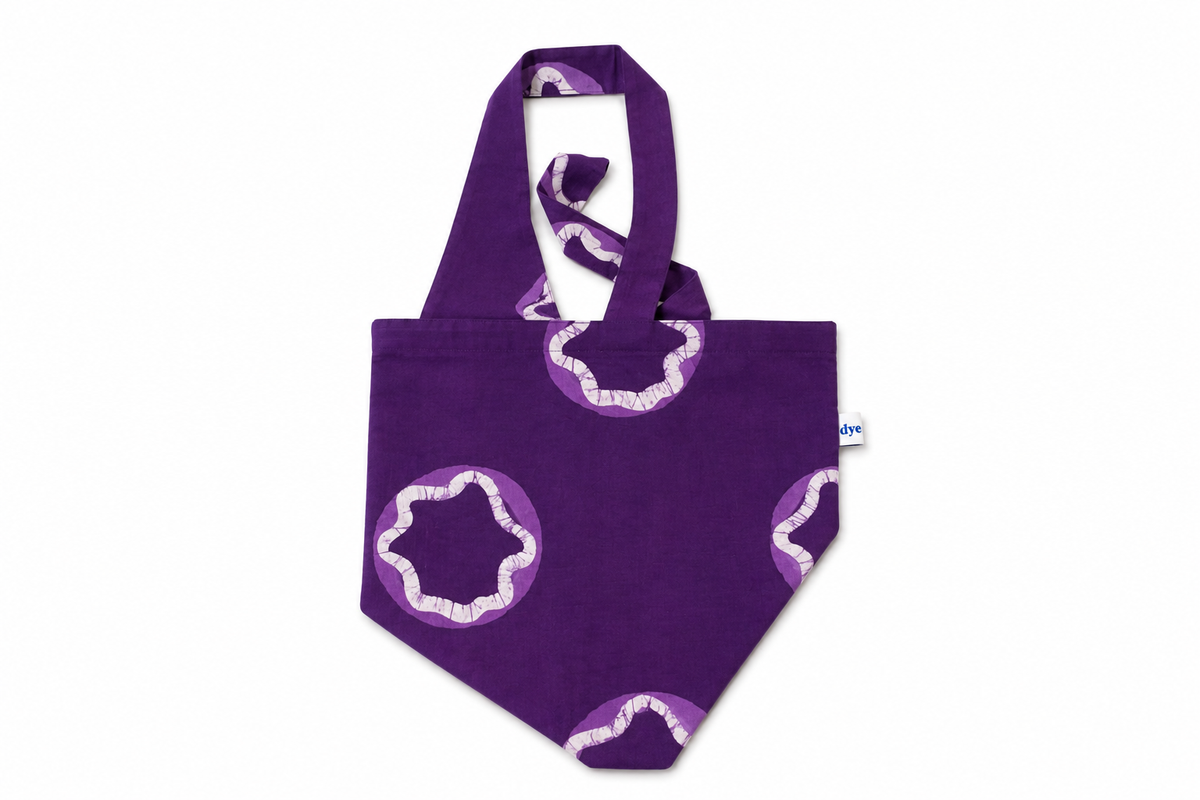 white and magenta bib