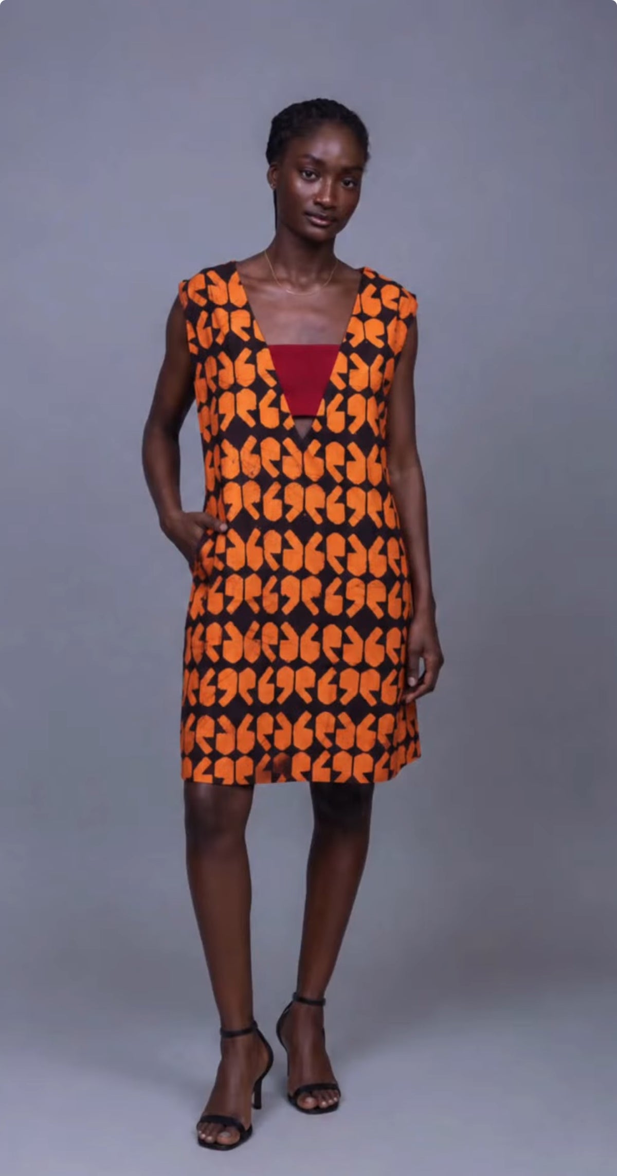 69 ORANGE AND BROWN V-DRESS