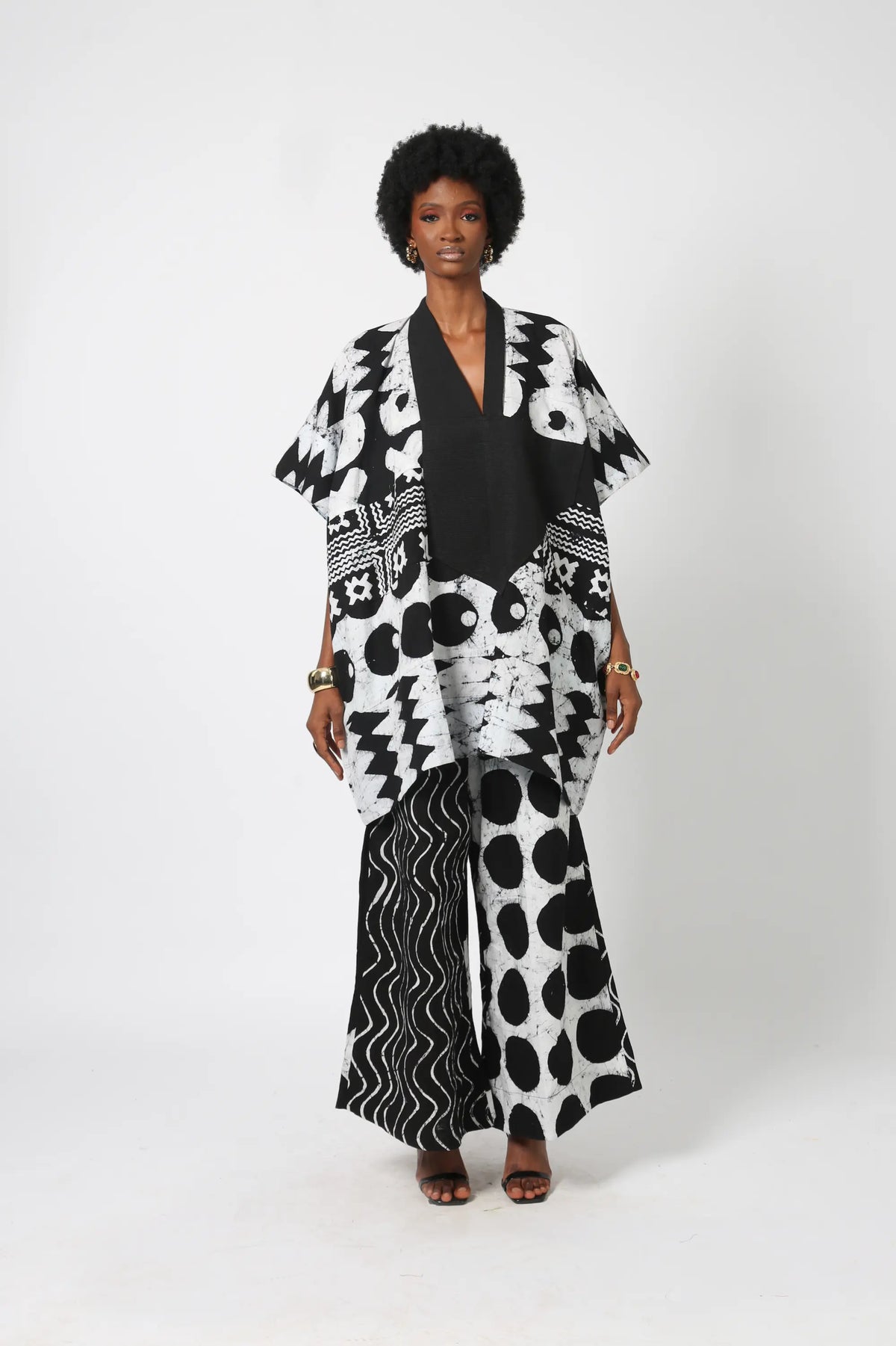 black and white multiprint agbada with asooke collar