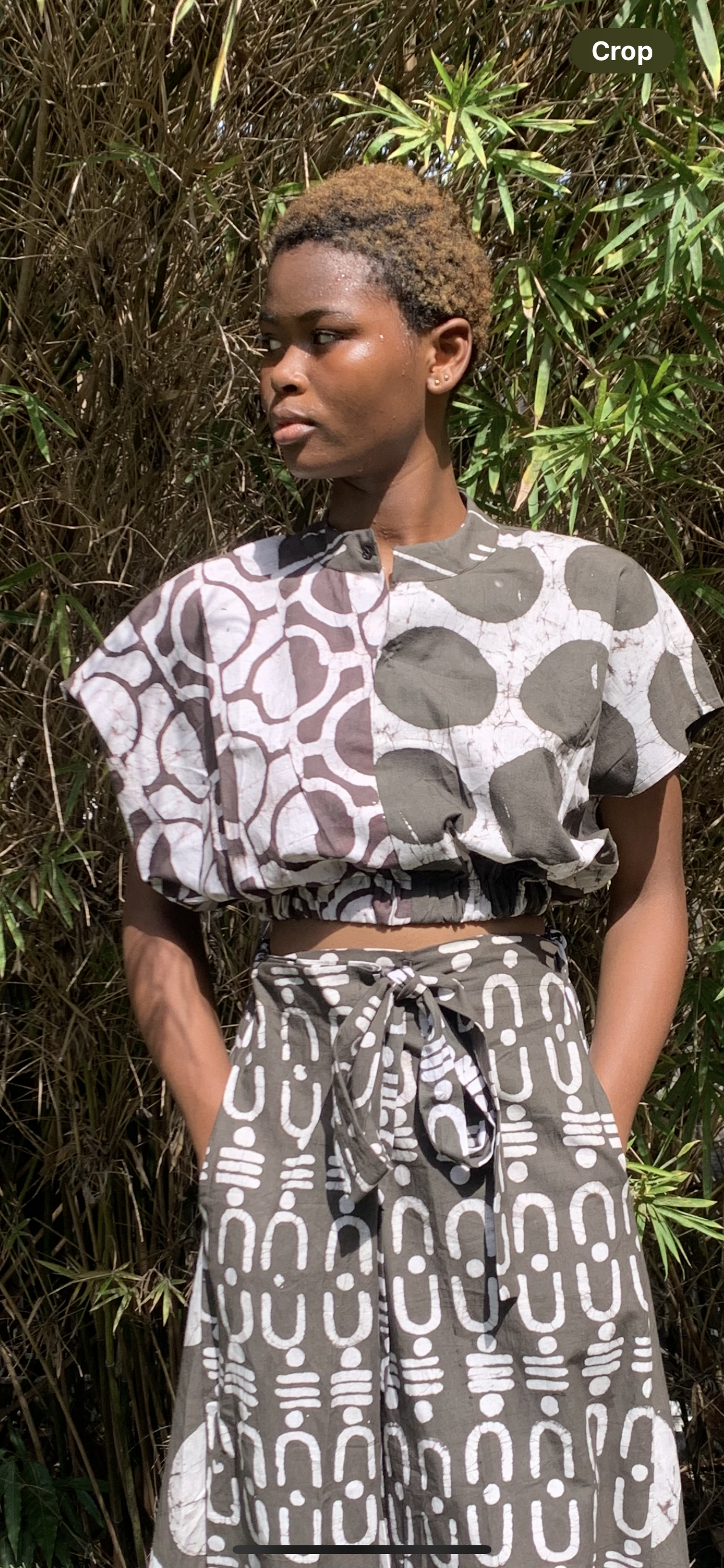 multiprint dark brown and white sleeveless crop top