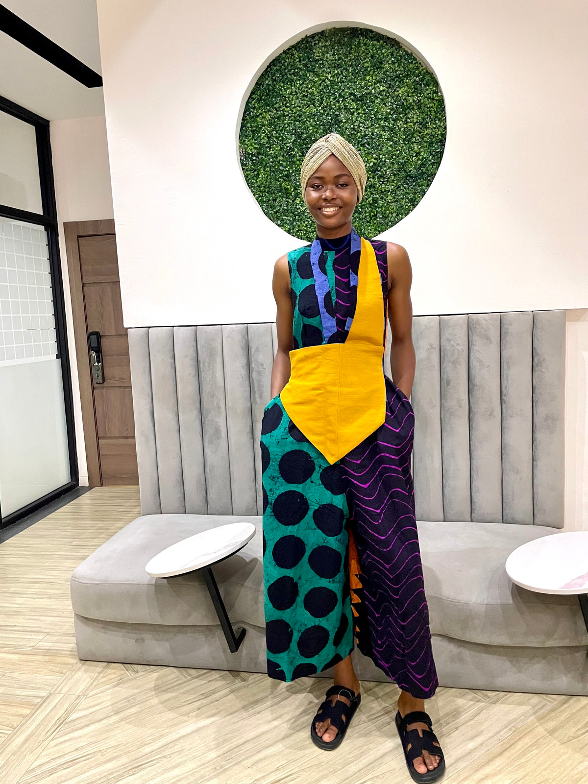 blue and black polka bib