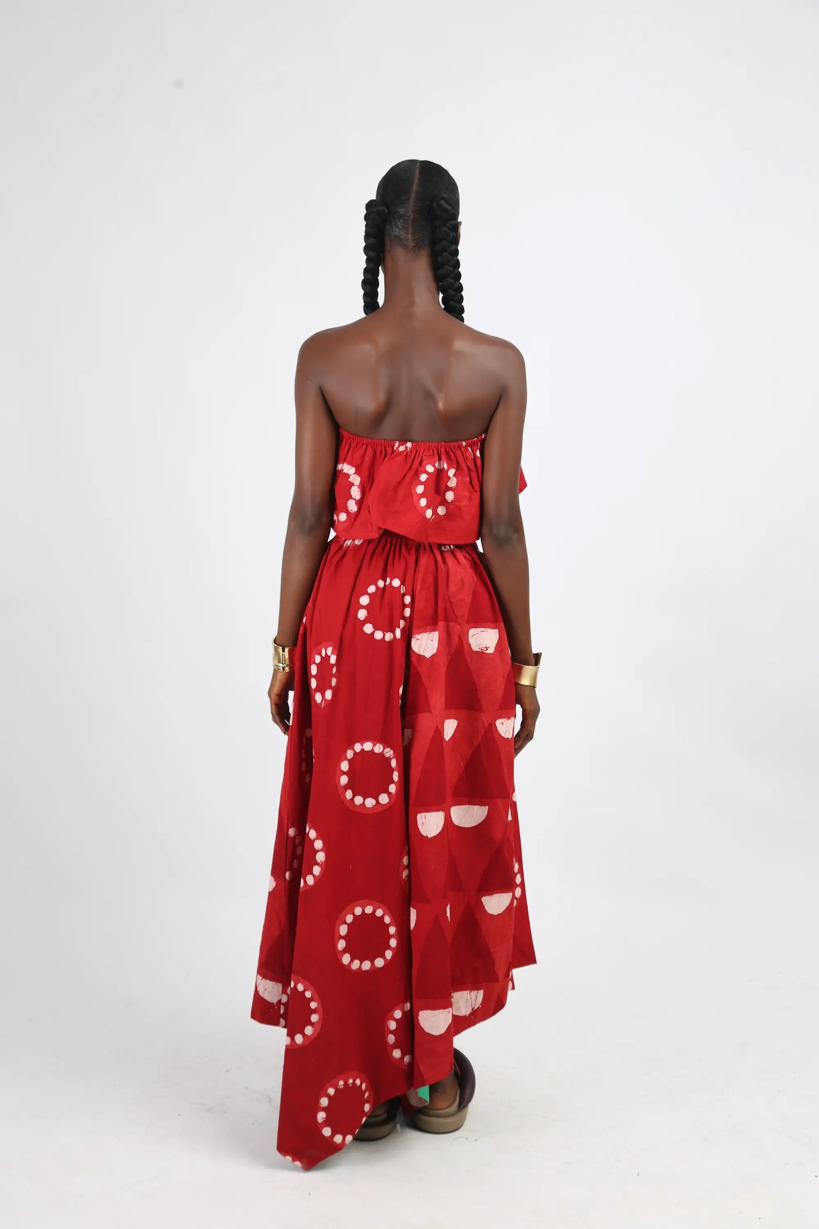 white and red multiprintt midi iro skirt