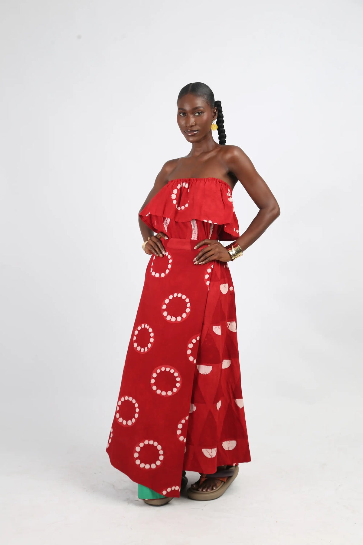 white and red multiprintt midi iro skirt
